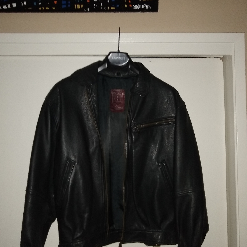 Custom-made leather jacket from India - Picture 5 of 8